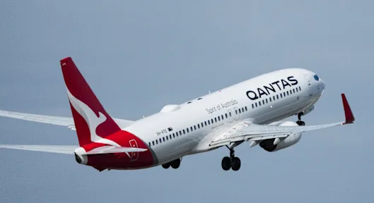Il est temps de découvrir l’Australie ? Un Boeing 737 de Qantas décolle de l'aéroport de Melbourne.