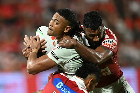 Haumole Olakau'atu s'est démarqué lors du premier match de Kieran Foran à la tête de Manly.