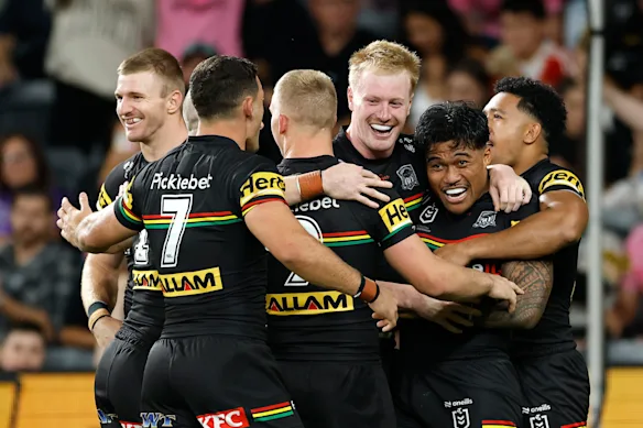 Les records ont continué de chuter alors que Penrith gagnait gros contre Melbourne.