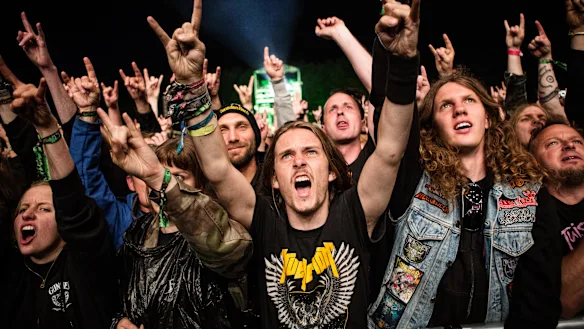 Un pass culturel pour les jeunes fans a été proposé. 