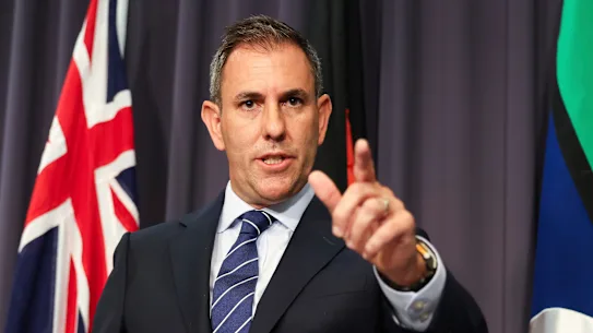 Trésorier Jim Chalmers.