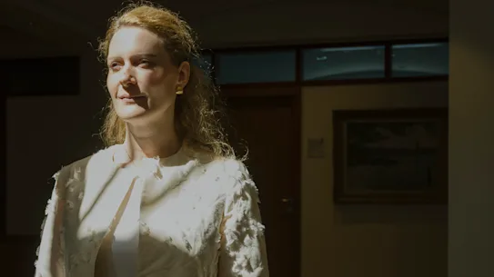 Le capitaine Silke Lehmköster, qui a travaillé en mer pendant 15 ans, coordonne désormais les renseignements, les conseils et les équipes de transport en tant que directeur général de la flotte chez Hapag-Lloyd, un géant du transport maritime à Hambourg, en Allemagne,