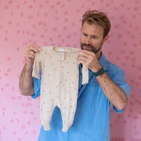 Tom Bull accueillera son premier enfant avec sa femme, Dominique, plus tard cette année.