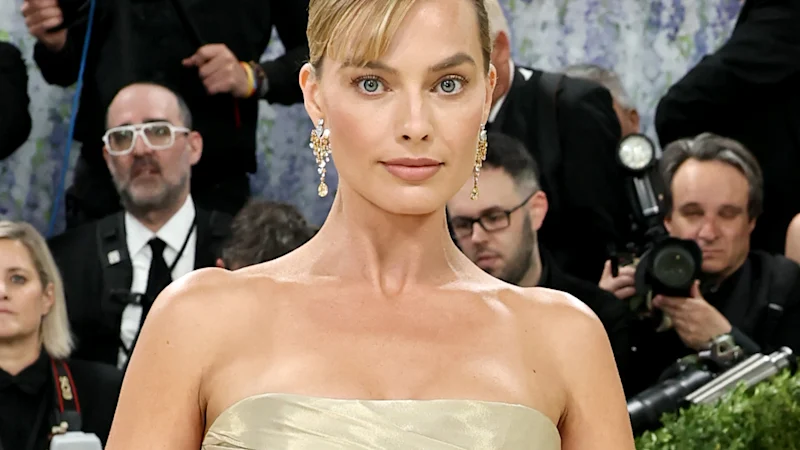 Évaluez les meilleurs looks « Costume Art » alors que Beyoncé, Nicole Kidman, Sabrina Carpenter et bien d'autres défilent sur le tapis rouge