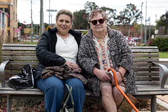 Lucy Mian et Karen Roberts disent qu'elles voteront toutes les deux pour One Nation lors de l'élection partielle de Farrer.