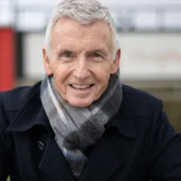 Pourquoi Dennis Cometti l&rsquo;a convaincu de faire Who Do You Think You Are ?