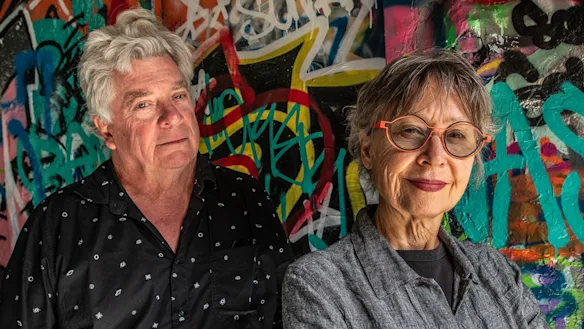 Le réalisateur Haydn Keenan et Tracy Mann, qui a joué Karli dans Going Down.