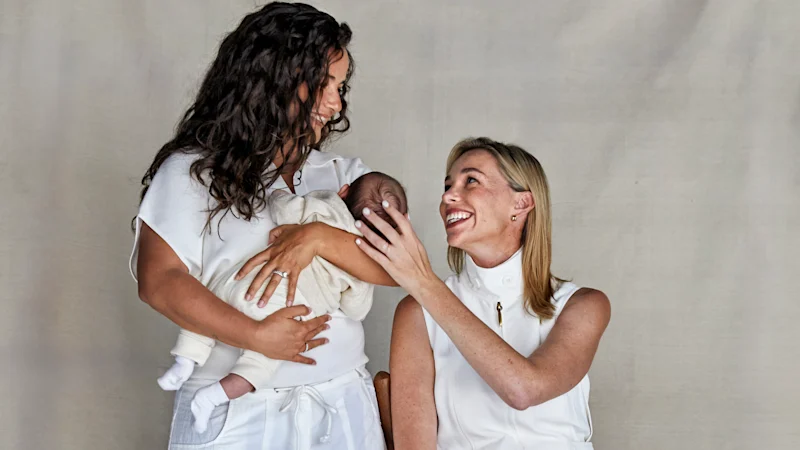 Les meilleures amies Ashleigh et Lucy ont conclu un pacte pour mettre fin à 10 ans de chagrin en matière de fertilité.