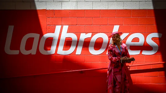 Ladbrokes d'Entain a échappé à une amende du régulateur des jeux de hasard pour plus de 500 violations de la loi.
