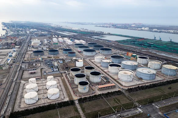 Les stocks pétroliers chinois lui confèrent un avantage considérable sur les États-Unis.