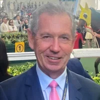 Racing Victoria a nommé lundi un nouveau vétérinaire en chef. Ils l&rsquo;ont relâché mardi. Le rôle supervise les protocoles de sécurité de la Melbourne Cup