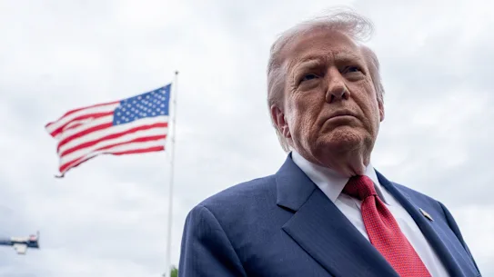 Donald Trump espère que sa troisième fois aura de la chance. 