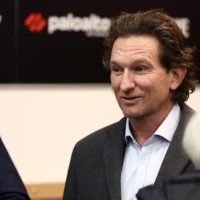 James Hird hospitalisé après être tombé malade sur Footy Classified, Luke Hodge quitte le comité de sélection All-Australian en raison d&rsquo;un accord avec TAB, Darcy Cameron absent pour Collingwood Magpies