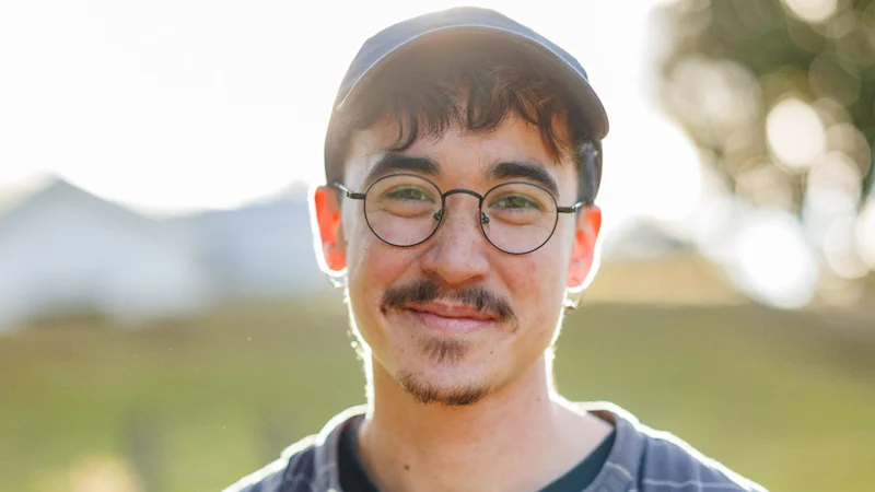 Lee Lai remporte le prix Stella 2026 pour le roman graphique Cannon