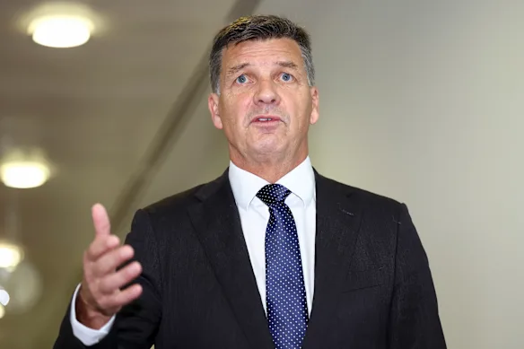 Le chef de l’opposition inscrit deux fiducies familiales sur son registre d’intérêts. 