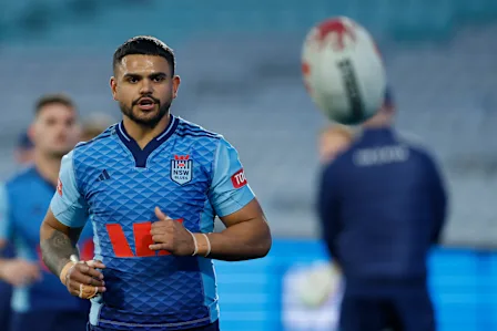 Latrell Mitchell espère que sa blessure au dos ne nuira pas à ses ambitions d'Origin.