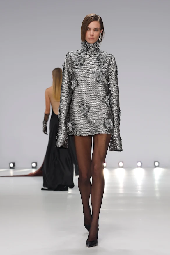 Echos de Mariam Seddiq à la Fashion Week australienne, MCA.