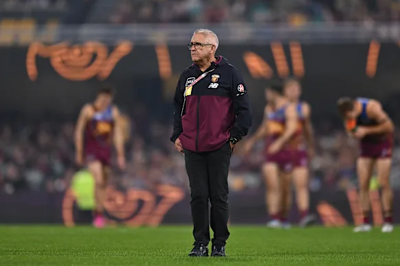 Chris Fagan et ses Lions ont une réflexion à faire.