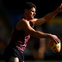 Le vide de Dayne Zorko mis en évidence alors que Shaun Mannagh explose