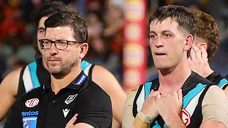 L'entraîneur de Port Adelaide, Josh Carr, parle de sa relation avec la star Zak Butters