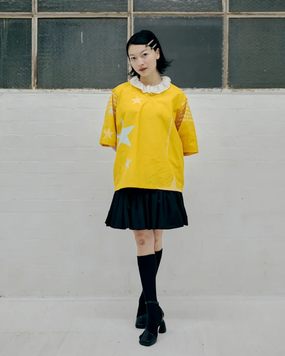 Gemma Chua-Tran de Heartbreak High au défilé Alix Higgins à la Fashion Week australienne.