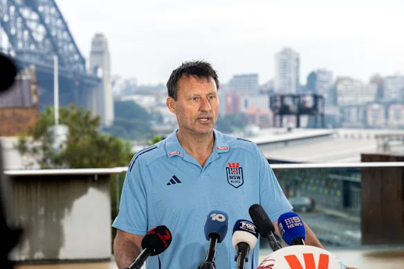 L'entraîneur des Blues, Laurie Daley, a annoncé lundi son équipe pour le match d'ouverture de la série Origin.