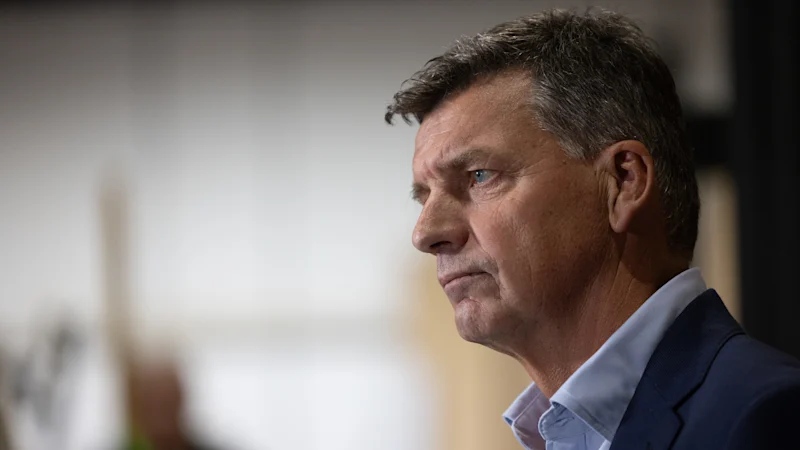La réduction « historique » de l’immigration d’Angus Taylor pourrait s’élever à seulement 5 pour cent
