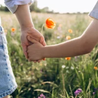 L&rsquo;auteur de Chosen Family, Madeleine Gray, réfléchit au fait de devenir belle-mère et aux défis liés à ce rôle.