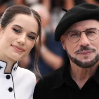 Le premier film de réalisateur, Propeller One-Way Night Coach, remporte la Palme d&rsquo;Or d&rsquo;honneur à Cannes