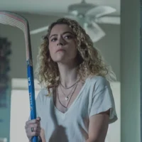 Pourquoi cette série révolutionnaire avec Tatiana Maslany et Murray Bartlett est un incontournable