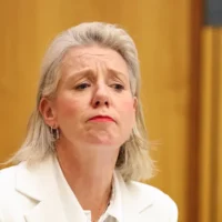 La sénatrice nationale Bridget McKenzie a également facturé aux contribuables la participation à la fête de fiançailles de son fils.