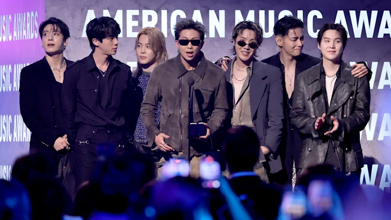 BTS fait un retour triomphal, Taylor Swift repart bredouille