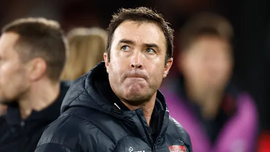 L'ancien entraîneur d'Essendon, Brad Scott.