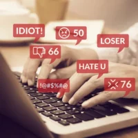 Angertainment d&rsquo;Ed Coper expose la fureur des médias sociaux