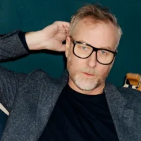 Comment sa femme, sa famille et ses collaborateurs musicaux comme Patti Smith et Taylor Swift ont façonné sa vie