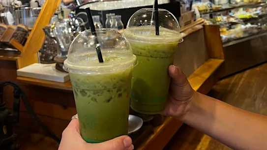Dans le CBD de Brisbane, vous pouvez trouver Bonsai Botanika pour votre dose de matcha.