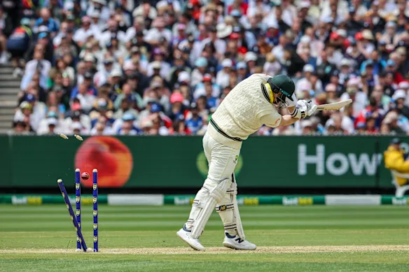Steve Smith a été joué par Josh Tongue lors du MCG Ashes Test qui s'est terminé en deux jours.