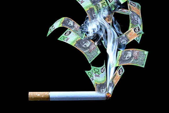 Le crime organisé pourrait avoir le contrôle total du marché australien du tabac, qui pèse plusieurs milliards de dollars, dès 2030, à moins que des mesures drastiques ne soient prises.