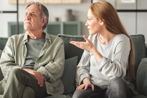 Un exemple courant d'EIP est le refus de s'excuser ou le sentiment de l'enfant adulte qu'il a été forcé d'être le plus mature dans la relation.  