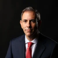 Impôt sur les plus-values ​​et changements d&rsquo;engrenages négatifs à l&rsquo;ordre du jour alors que le trésorier Jim Chalmers se prépare à réaliser 64 milliards de dollars d&rsquo;économies
