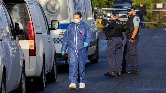 L'enquête se poursuit alors que l'homme de 47 ans comparaît devant le tribunal.