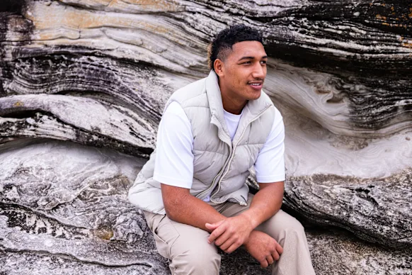 Loko Jnr Pasifiki Tonga s'engage auprès des Dragons.