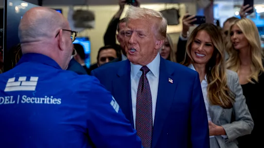 Wall Street est en train d’effacer les effets du chaos de Trump.