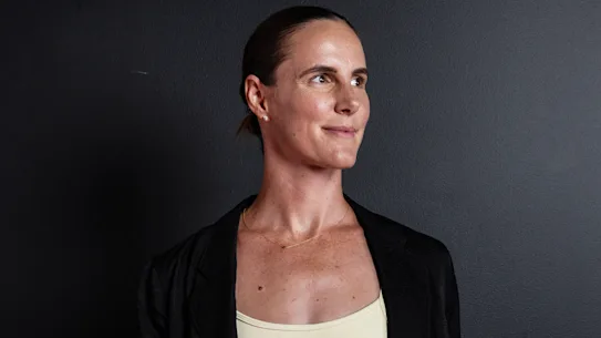 Certaines des marques préférées de Bronte Campbell incluent Silk Laundry, Bec + Bridge et Maticevski.