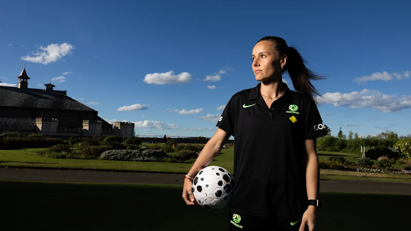 La star des Matildas, Hayley Raso, vise le trophée de la Coupe du monde avant les matchs amicaux contre le Mexique à Newcastle