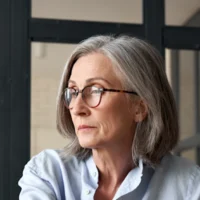 Les avantages et les inconvénients d’une population vieillissante et ce que signifie le goulot d’étranglement des baby-boomers