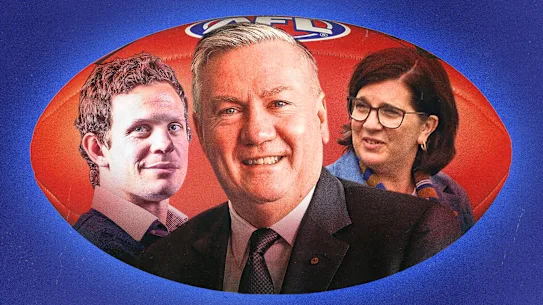Options pour la Commission AFL ? De gauche à droite : Luke Ball, ancien joueur de St Kilda et Collingwood, Eddie McGuire, ancien président de Collingwood, et Sonja Hood, présidente de North Melbourne.