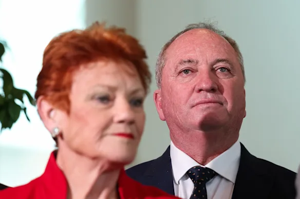 Vague de sondages : Pauline Hanson et Barnaby Joyce de One Nation.