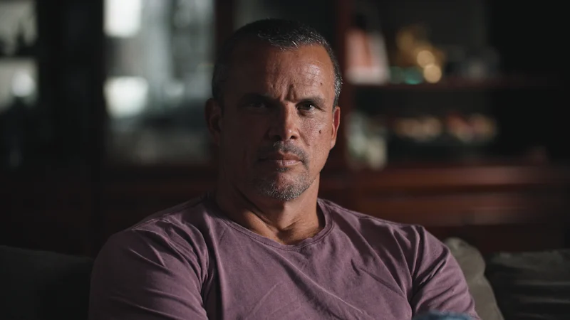 Documentaire de Scott Miller : L'ancien nageur olympique sur sa dépendance au crystal meth, sa peine de prison et le chemin de la rédemption