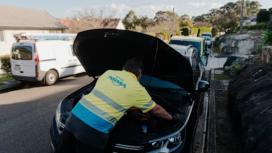 Les assistants routiers de la NRMA se mettent en grève pour obtenir un meilleur accord salarial. 